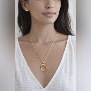 Accesorios Isabel Necklace & Earrings Heart Set.